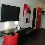 校园酒店 3*