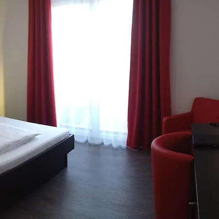 Отель Campushotel