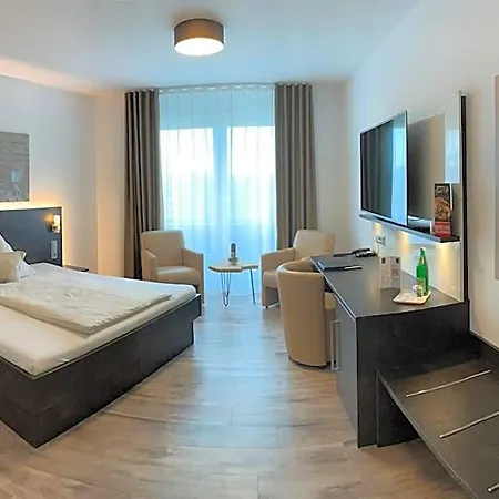 Hotel Campushotel 3*