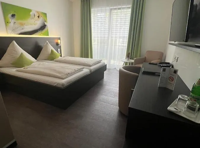 Campushotel 호텔 3*